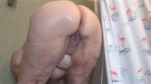 Big juicy fat ass white BBW milf taking shower with huge pussy lips showing  - bubble butt granny