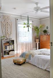 1r 1k暮らしさんにもおすすめ 空間広々 ローベッド を使ったレイアウト キナリノ bedroom design home decor home bedroom