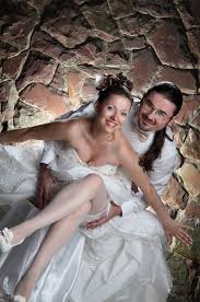 10 Painfully Awkward Stock Wedding Photos Awkward Wedding Photos Wedding Photos Wedding Pics