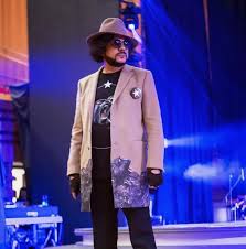 Биография, лучшие песни, личная жизнь и новости. Filipp Kirkorov Gotovitsya Stat Otcom V Tretij Raz