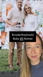 Who among us is out here doing the impossible? Trying to name a baby boy 😌  what are your top contenders?! #babynames #boymom #pregnant