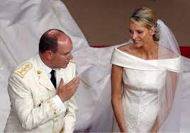 Maybe you would like to learn more about one of these? Charlene Und Albert Bei Kirchlicher Trauung In Monaco Rollten Am Ende Tranen Haz Hannoversche Allgemeine