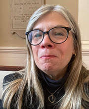 Leslie Macpherson's Instagram, Twitter & Facebook