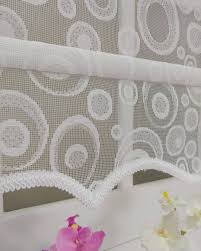 Bunun nedeni ise tek mekanizmalı olanlar yalnızca 1 perde kullanmanıza olanak sağlarken, bahsettiğimiz çift mekanizmalı stor perdelerde ray üzerinde 2 boru bulunduğu için, aynı anda iki. Dairesel Model Cift Mekanizmali Stor Perde