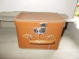 Authentic Stunning 1950 S Square Hat Box Boite A Chapeau Etsy Train Case Hat Box 1950s