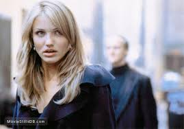 I see that the final scene was featured in one of the original comics from the mask returns, about the death of stanely and tina deciding to use the infamous artifact to escape with her life were based on the scene in which kathy. The Mask Publicity Still Of Cameron Diaz