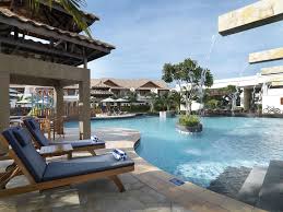 Meski berada di tepi pantai, tidak perlu khawatir soal kenyamanannya karena setiap unit telah dilengkapi dengan pendingin ruangan. 24 Hotels In Pasir Panjang Best Hotel Deals For 2021 Orbitz