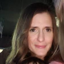 Lorena Hacker's Instagram, Twitter & Facebook