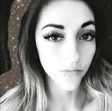 Is it normal for a bearded dragon to scratch its head?