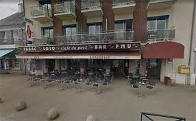Get a better understanding of waiting times at anchorages and ports. Perros Guirec Le Cafe Du Port Cambriole Le Tregor