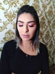 Larissa Ritter's Instagram, Twitter & Facebook