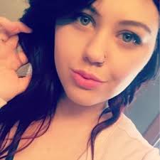 Savannah Berg's Instagram, Twitter & Facebook