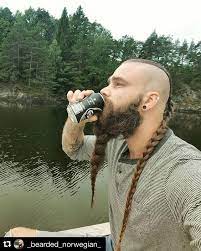 Https I Pinimg Com 564x 52 C7 Ae 52c7ae73b380d6c2ab7b78f98e565877 Jpg Braided Beard Hair And Beard Styles Viking Hair