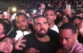 Watch Drake Mosh At A Travis Scott Concert While Surrounded By Bodyguards