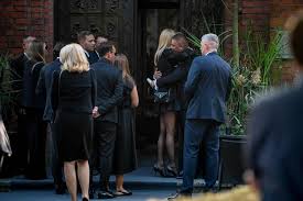 Check spelling or type a new query. Pogrzeb Piotra Wozniaka Staraka Bliscy Zegnaja Milionera Przybyly Tlumy Gwiazd Planeta Life