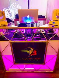 Hochzeits dj ist ein exklussiver dj service für hochzeiten und feiern aller art. Hochzeits Dj Stuttgart Ludwigsburg Esslingen Boblingen Buchen