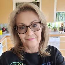 Jan Russell-Maginot (janmagin)