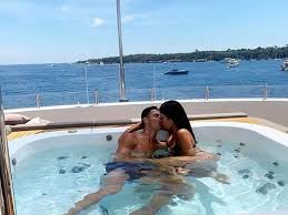 A fost alegerea sotiei mele, pe care o respect. Ce FrumoasÄ Este SoÅ£ia Lui Marcel Pavel Violeta Are 48 De Ani Si Nu Apare Des In Public