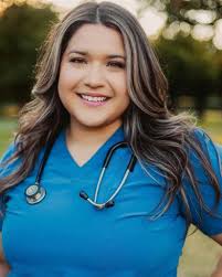 Your only limit is YOU. Say "good luck" to this #ChamberlainGrad 👇 who  starts her first RN job this week! 💙🩺 📸 Lauren P. (BSN 🎓 August 2023)  #ChamberlainSacramento