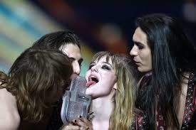 I wanna be your slave ringtone. Il Video Di I Wanna Be Your Slave I Maneskin Sfidano Ancora Tabu E Pregiudizi