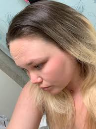 This beautiful blonde had to let her hair go for a while so we freshened  everything back up with a beautiful full highlight using the “pick me up”  technique from Joico ❤️ ·