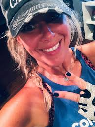 Don't miss your opportunity to get ready for summer! Loving this new boot  camp gym that has come to our area!!! Spend 45 minutes a day for yourself  and come try the