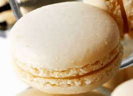 Le Macaron Est Apparu En Italie Au Moyen Age Sous Le Nom De Maccherone Catherine De Medicis L Aurait Fait Servir Recette Macaron Macaron Recette Facile