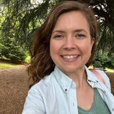 Angela Lemay's Instagram, Twitter & Facebook