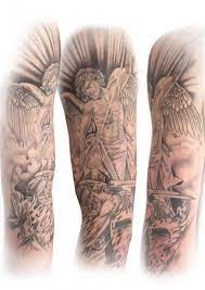 Das sind kriminelle, so laute die strategie von präsident duterte. Maic Hollensturz Tattoos Von Tattoo Bewertung De