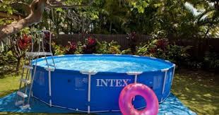 une pompe pour votre piscine intex une eau toujours propre guide piscine fr