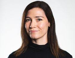 Diane Devries's Instagram, Twitter & Facebook