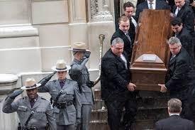 On tuesday, video surfaced of cnn anchor chris cuomo losing it it is perhaps worth noting that cuomo's father, the late mario cuomo, was an ardent critic of the. New York Gov Andrew Cuomo Eulogizes His Father Former New York Gov Mario Cuomo Wsj