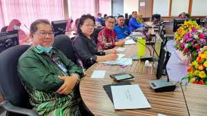Dalam terjemahan bahasa melayu ia bermakna indeks prestasi utama. Pembentangan Penetapan Kpi Pencapaian Bahasa Melayu Dan Sejarah Spm 2020 Membuka Peluang Perkongsian Antara Sekolah Jpwpl Sana Sini Berita Rasmi Jabatan Pendidikan Wp Labuan