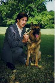 He is known for his work on kommissar rex (1994), the dark valley . Kommissar Rex Das Machen Tobias Moretti Gedeon Burkhard Co Heute