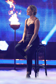 She made her 5 million dollar fortune with für einen tag, farbenspiel. Image Gala De 22364192 T Aj V4 W1440 R0 Style