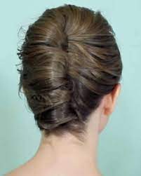 A Simple French Twist For Short Hair It S An Everyday Updo Really Shorthairwedding Medium Hair Styles French Twist Hair Bridemaids Hairstyles