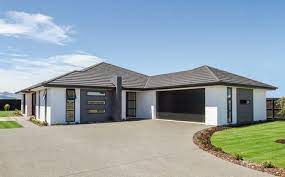 A city in the east midlands that comes with a rich history, lincoln is the county town of lincolnshire. Showhomes Lincoln Christchurch G J Gardner Homes House Exteriors House Design White Brick Houses House