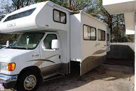 Spirit If331t Sleeps Up To 8 All The Comforts Of Home Are Present Rvs For Sale Class C Rv Ponchatoula Louisiana