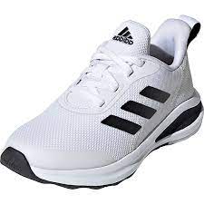 Eines der bis heute berühmtesten modelle unter den adidas sportschuhen ist eine hommage an eine tennislegende. Adidas Kinder Sportschuhe Fortarun Weiss Mirapodo