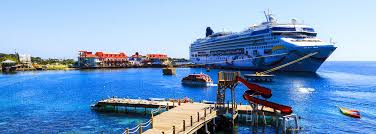 Roatan island has two cruise ships docks: 10 Of The Most Dangerous Cruise Ports In The World