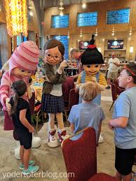 Become your favorite despicable me character whether it's for a cosplay event, a costume party, or even halloween. Kampai A Morning Of Fun At The Despicable Me Character Breakfast Yodertoterblog
