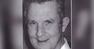 Dean Hindman's Instagram, Twitter & Facebook