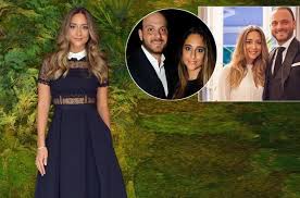 Kenan doğulu ve bergüzar korel düğünde şarkı söyledi. Mina Basaran In Dugunu Icin Harcanan Parayi Ciragan Sarayi Ve Kenan Dogulu Geri Iade Etmis