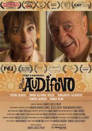 El Audífono (The Earpiece)