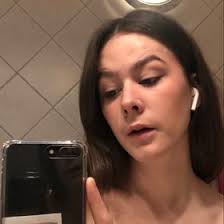 Eve Brewer (evelovisebrewer)