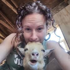 Do goats need grains or can they get nutrients from hay?