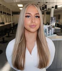 Savannah Brooks's Instagram, Twitter & Facebook