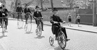 L'invention concerne aussi une bicyclette d'enfant utilisant ce mécanisme de cadre télescopique. Connaissez Vous Vraiment Tout Sur L Invention Du Velo Blog Velib
