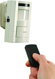 Buy the best and latest motion detector remote alarm on banggood.com offer the quality motion 451 руб. Xodus Innovations Hs4370b Battery Powered Adjustable Motion Sensor Alarm With Remote Control Amazon Com