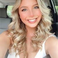 Claire Viola's Instagram, Twitter & Facebook